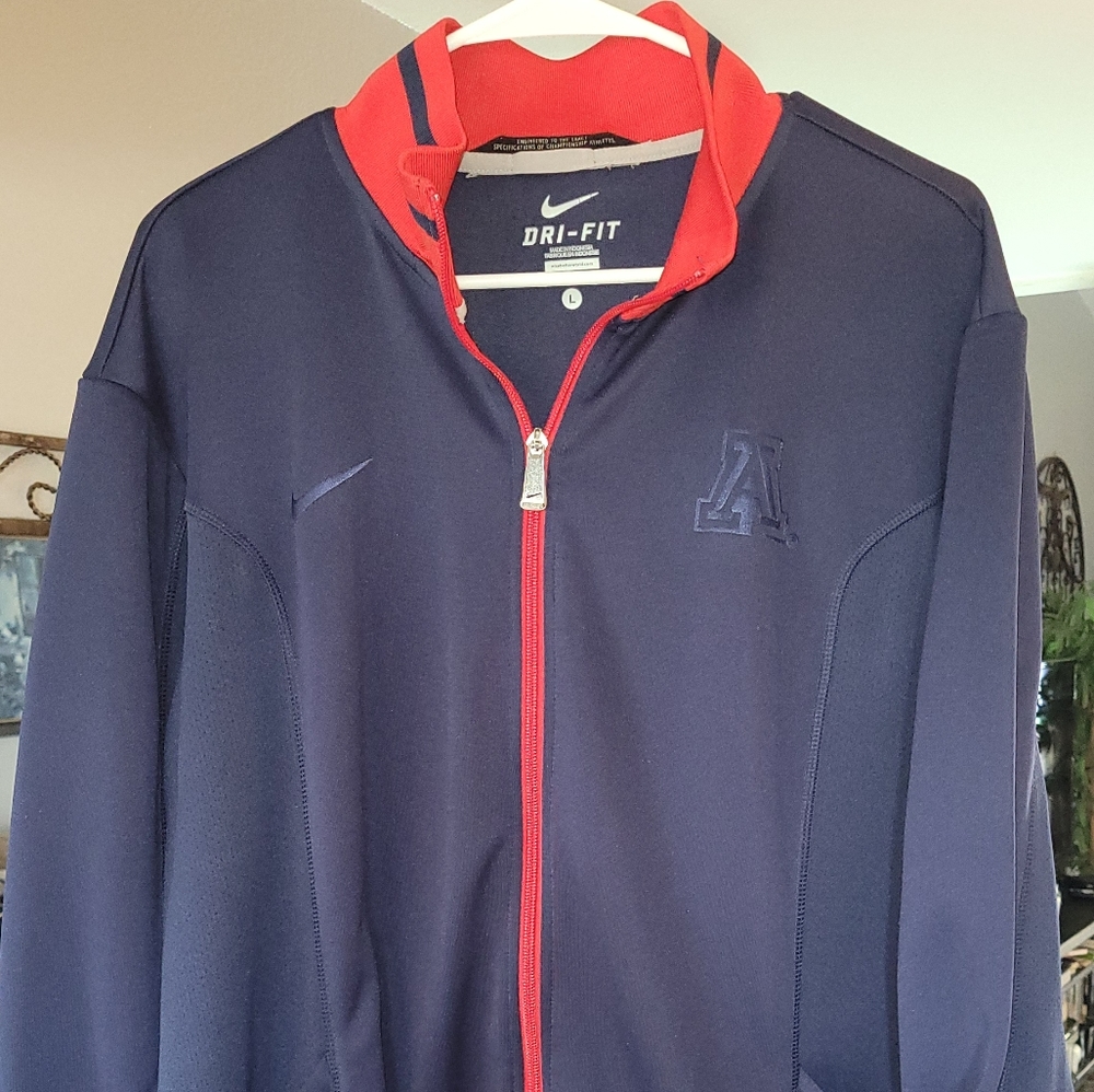Nike dri-fit Arizona University men's large zip up